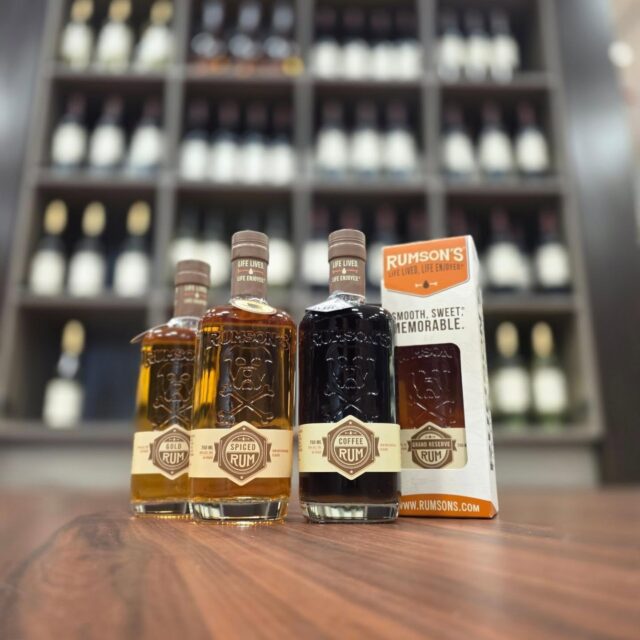 Say hello to the lineup of @rumsonsrum grand reserve sipping #rum, coffee rum. Spiced and gold are all in store Redstone Liquors App and website 

Also swing by around 1pm this Saturday to sample some, you will be glad you did.
